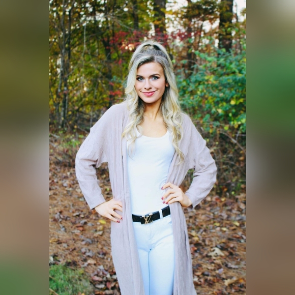 Long Sweater with drawl string - Picture 2 of 2